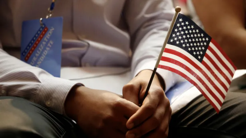 Estados Unidos apunta a la mayor revocación de visas de la historia: esto es lo que hay que saber