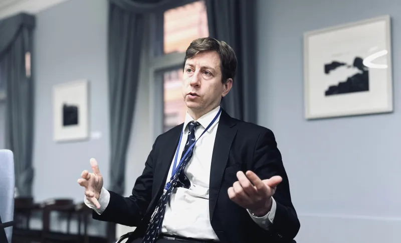 Sakari Puisto, ministro de Economía de Finlandia: "No podemos permitir que la polarización afecte a la política de seguridad"
