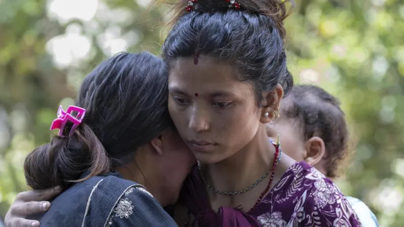 “No podemos creer que todo haya desaparecido”: Nepal busca a cientos de personas tras gigantesca avalancha