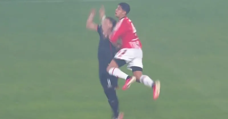 Estudiantes marcó un golazo, pero el VAR encontró una falta previa para rescatar a Barracas Central en la Copa Argentina