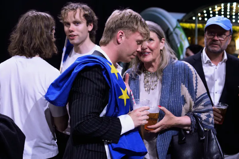 El 'no' a la UE se encamina hacia la victoria en el escrutinio del referéndum de Islandia