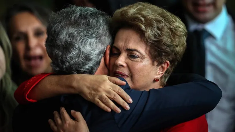 Dilma Rousseff: diez años del 'impeachment' que le dio un vuelco a Brasil