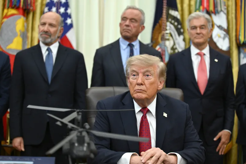 Trump hace un guiño Milei y sugiere que podría retirar su apoyo a la soberanía británica de las Malvinas