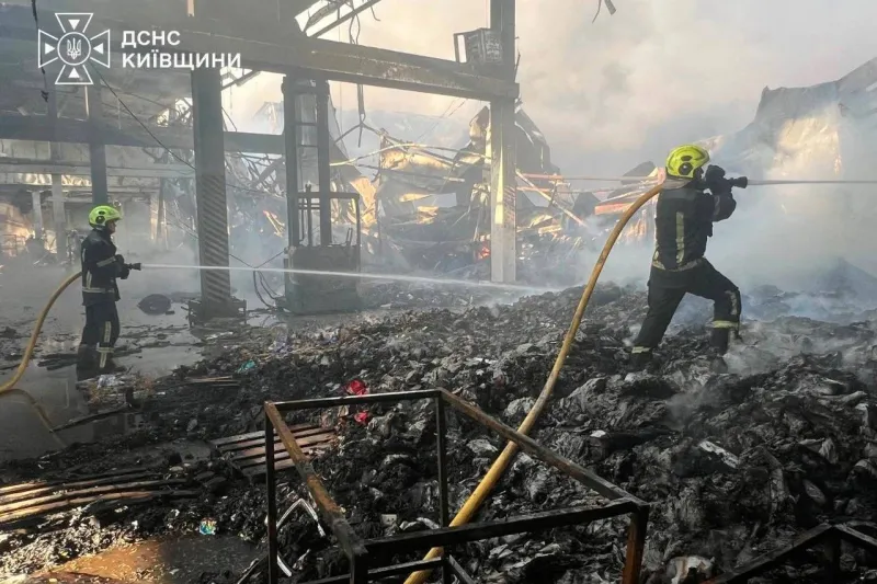 Un ataque ruso con misiles balísticos contra un depósito ferroviario deja al menos siete muertos en Kiev