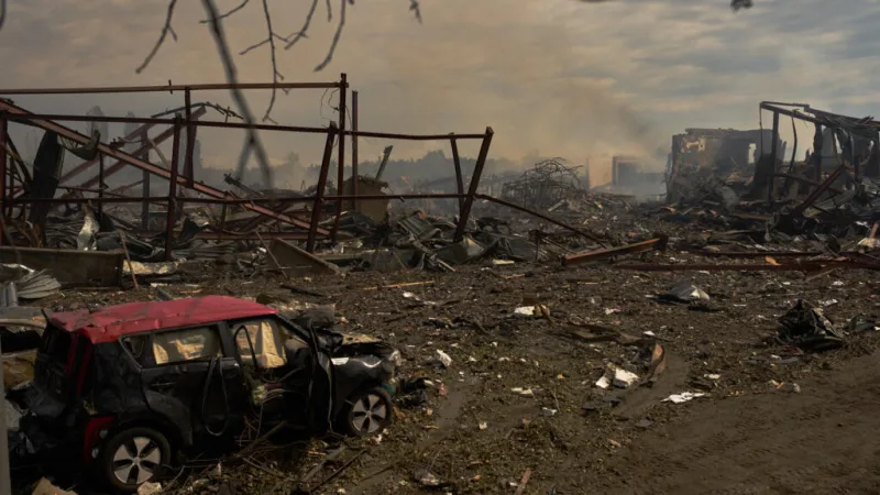 Sexto día consecutivo de ataques rusos contra Kiev deja nueve muertos y decenas de heridos