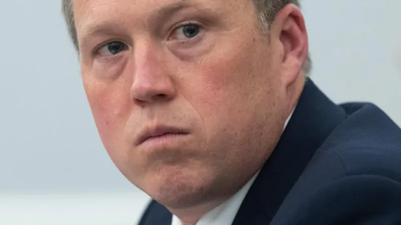 EE. UU.: Dan Driscoll renuncia como secretario del ejército tras meses de tensiones con Hegseth