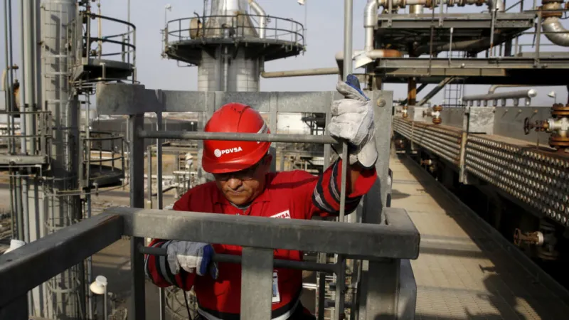Años de explotación y petróleo “a costo”: EE. UU. revela detalles del acuerdo con Venezuela