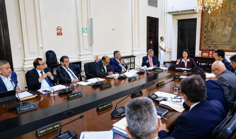 Comisiones del Senado citan a seis ministros para declarar sobre sus planes de trabajo