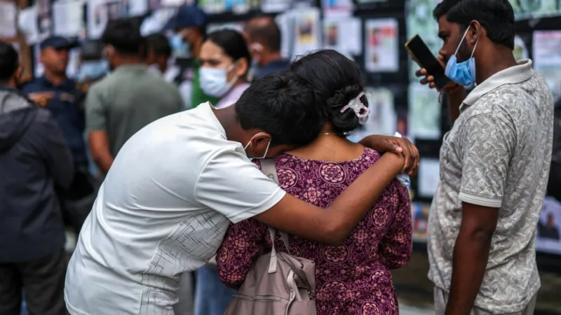 “Espero poder recuperar su cuerpo”: nepalíes intentan identificar a múltiples víctimas con pruebas de ADN