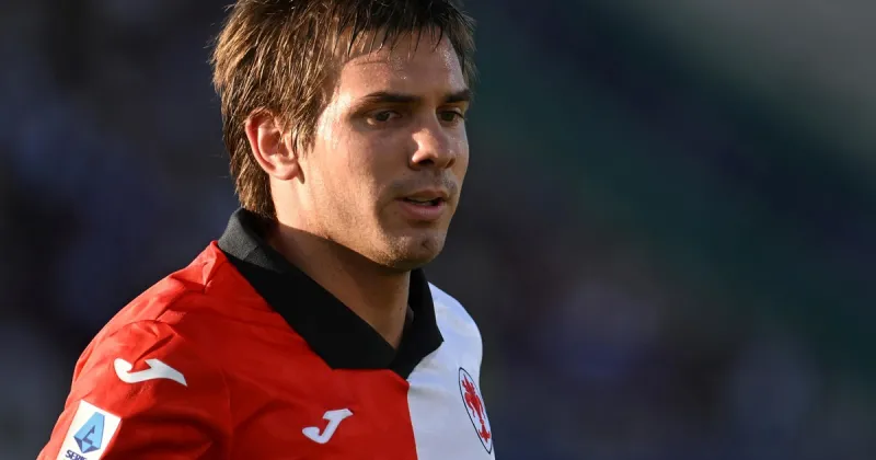 Franco Mastantuono y una situación surreal en Fiorentina: echaron al DT después de tres partidos para contratar al que terminó la temporada anterior