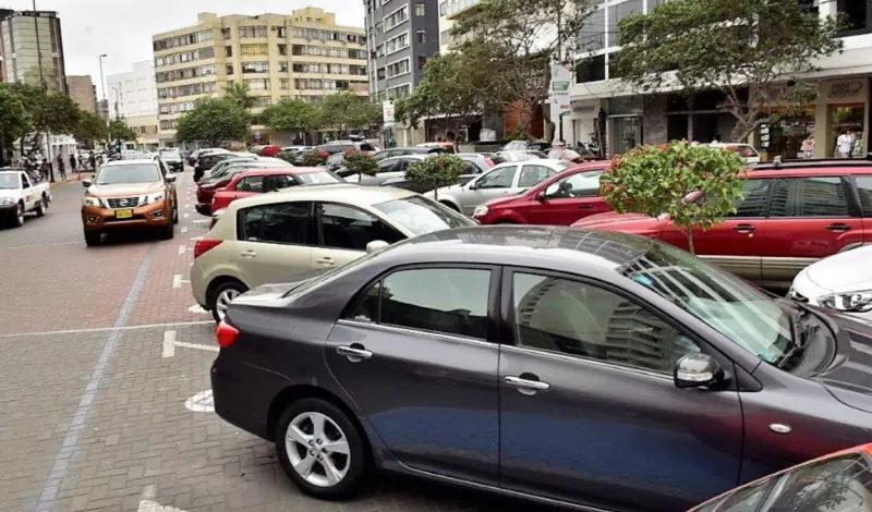 Estacionar en Lima puede costarte hasta S/4.700 al año: conoce los distritos donde más tiempo se pierde