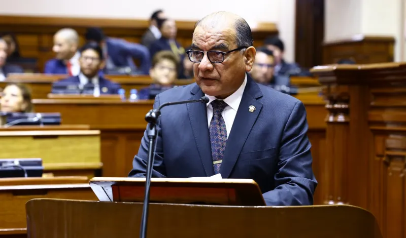 Cámara de Diputados aprueba moción de interpelación contra ministro del Interior, César Astudillo