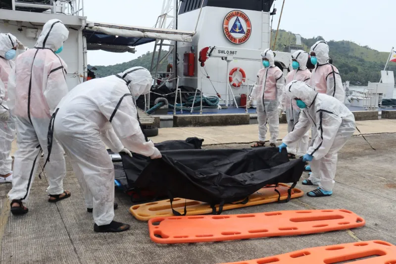 Filipinas eleva a 76 los muertos por el incendio de un barco de pasajeros