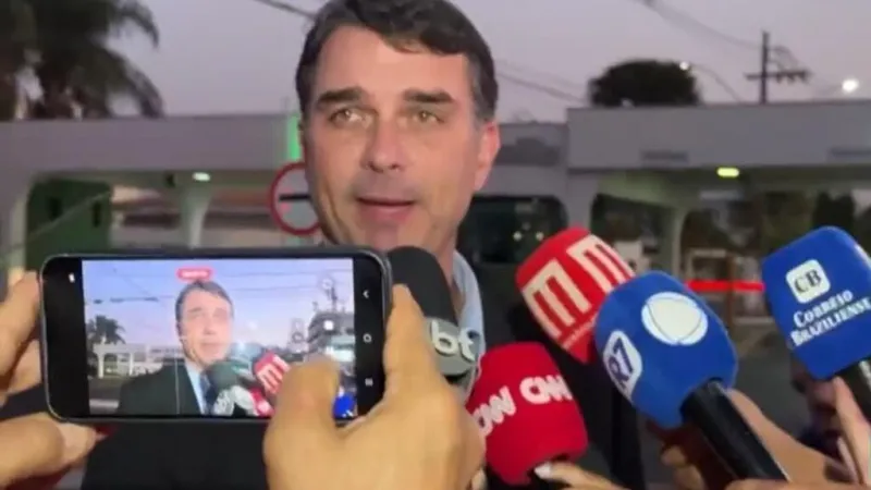 Michelle y Flavio Bolsonaro unen esfuerzos con la mira en la presidencia de Brasil