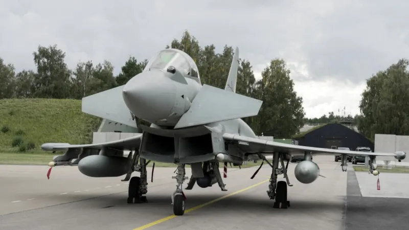 En directo: la OTAN derriba un dron sobre Lituania; procedía "muy probablemente" de Rusia, según ministro italiano