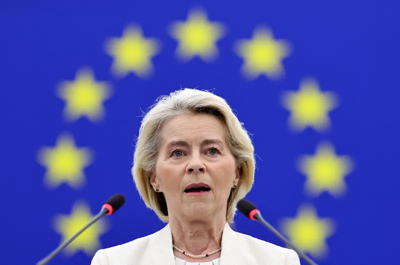 La Comisión Europea quiere prohibir las redes sociales a menores de 13 años y limitarlas hasta los 15