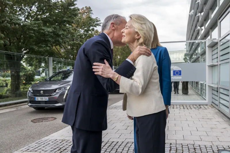 Carney acepta la invitación de Von der Leyen para que Canadá se convierta en el primer miembro asociado de la UE:  "Sería un faro para otras democracias"